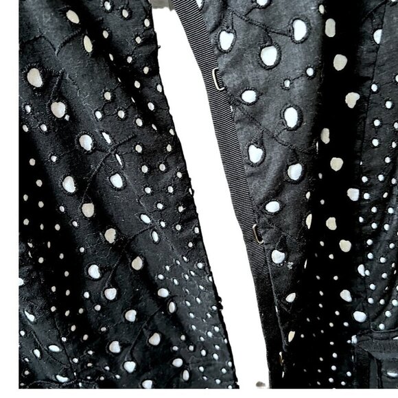 Eric Signature Women’s Black Eyelet Blazer Hook & Loop Closure 100% Cotton Sz 14 - Picture 6 of 8